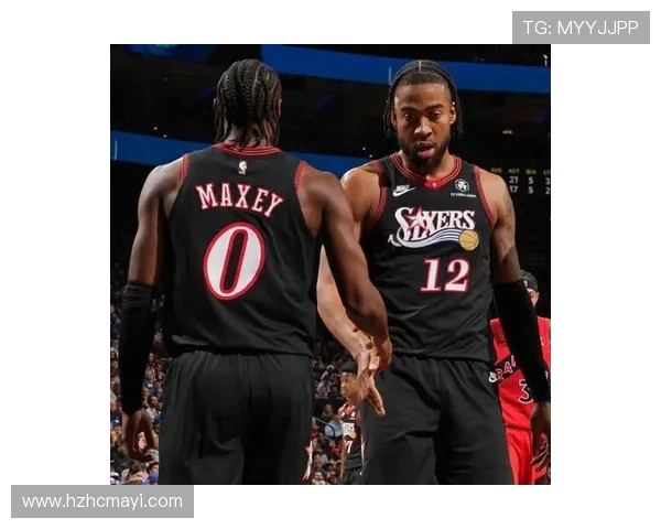 费城76人与劲敌上演巅峰对决掀起新赛季最燃篮球风暴 费城76人与劲敌上演巅峰对决掀起新赛季最燃篮球风暴