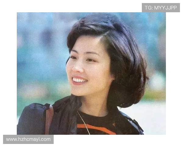 赵娜专访：从青涩少女到足球明星的成长之路与心路历程回顾