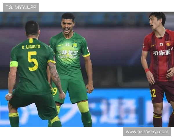 国安与上港比赛中的争议判罚回顾及其影响分析 国安与上港比赛中的争议判罚回顾及其影响分析